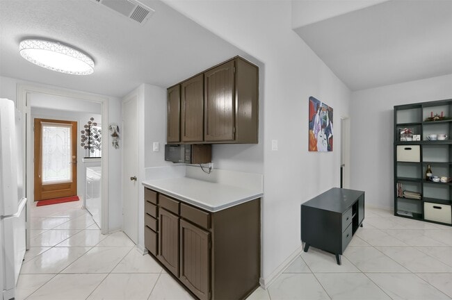 property at 35 Lakeview Village