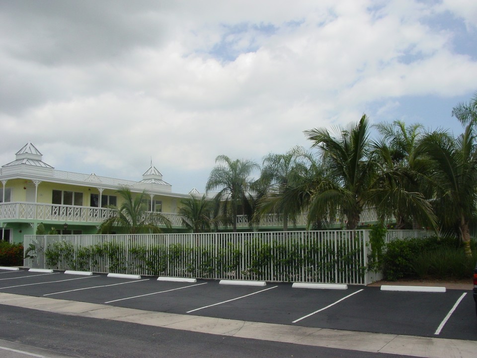 Marvilla in Wilton Manors, FL - Building Photo