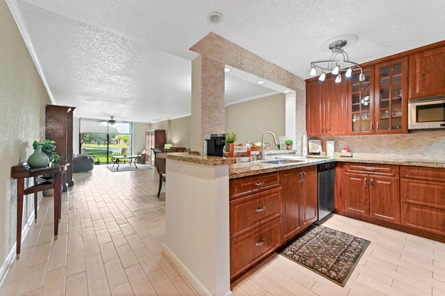 15075 Witney Rd in Delray Beach, FL - Building Photo - Building Photo
