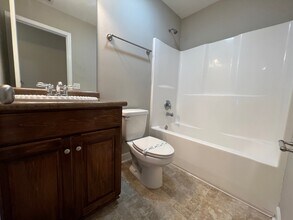 121 Nature Way in Statesboro, GA - Building Photo - Building Photo