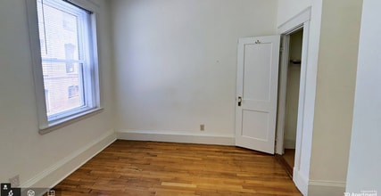 66 Queensberry St, Unit 5 in Boston, MA - Building Photo - Building Photo
