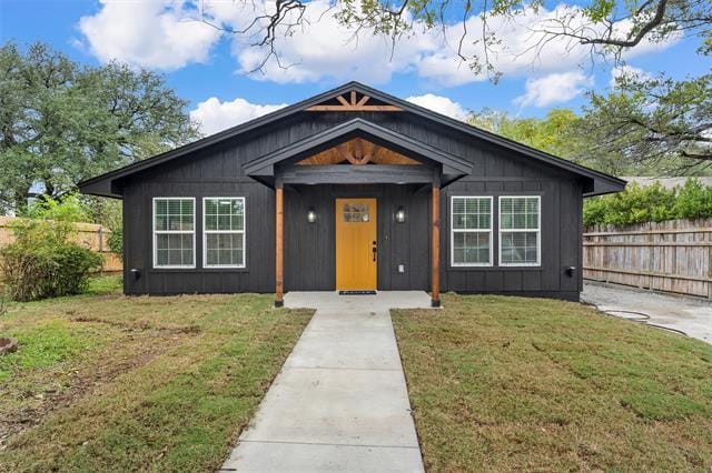 property at 623 Dyer Ave