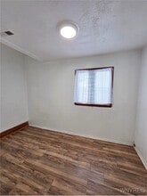 64 Sweet Ave in Buffalo, NY - Building Photo - Building Photo