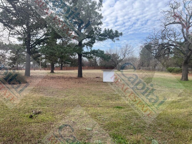 18251 SE 29th St in Harrah, OK - Building Photo - Building Photo