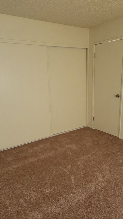 15523 Barranca Way in Victorville, CA - Building Photo