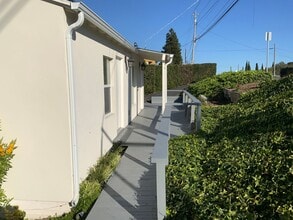 2680 Appian Way in Pinole, CA - Building Photo - Building Photo