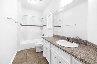 6122 W Mt Houston Rd in Houston, TX - Building Photo - Building Photo