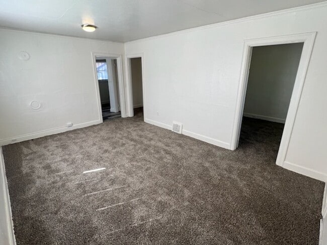 614 S Yakima St in Wenatchee, WA - Building Photo - Building Photo