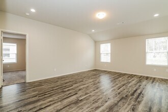 11200 Tipton Rd in Sherwood, AR - Foto de edificio - Building Photo