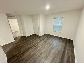 313 Marquee Dr in Poinciana, FL - Building Photo - Building Photo