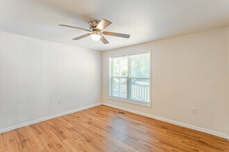 Woods Crossing Apartments in Cambridge, MD - Foto de edificio - Interior Photo