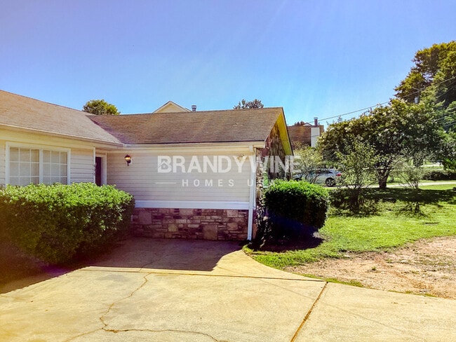 630 Morrow Rd in Forest Park, GA - Building Photo - Building Photo