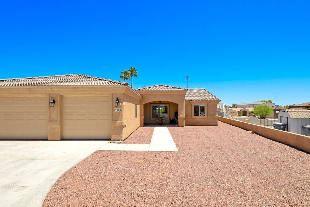 1820 Ambas Dr in Lake Havasu City, AZ - Building Photo