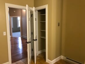 57 S Main Street Apt 3, Unit 3 in Brockport, NY - Foto de edificio - Building Photo