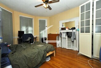 59 Leicester St, Unit 2 in Boston, MA - Foto de edificio - Building Photo