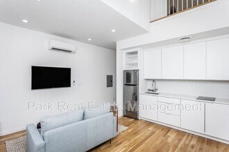 323 S East St in Raleigh, NC - Building Photo - Building Photo