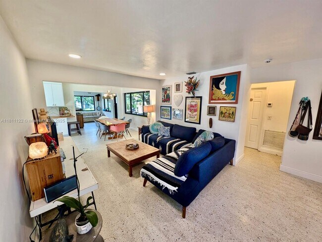 property at 722 SW 10th St