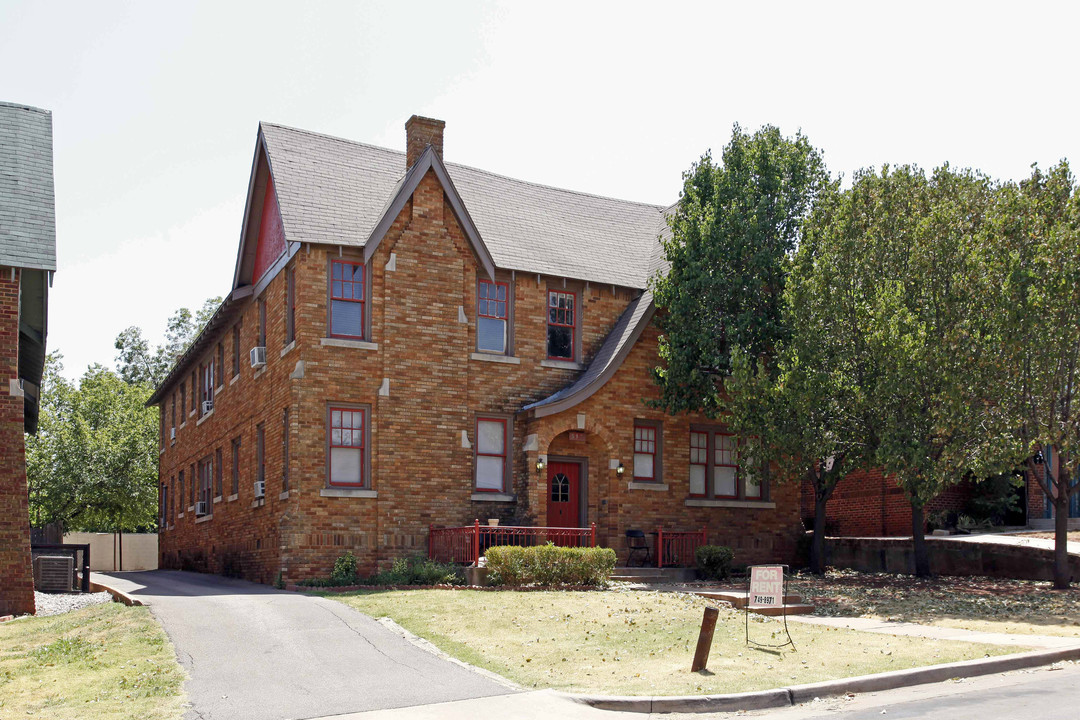 Guernsey Park in Oklahoma City, OK - Building Photo