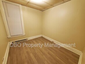 157 6th Ave in Troy, NY - Foto de edificio - Building Photo