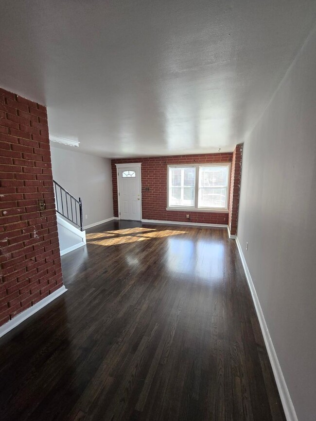 942 Elton Ave in Baltimore, MD - Building Photo - Building Photo