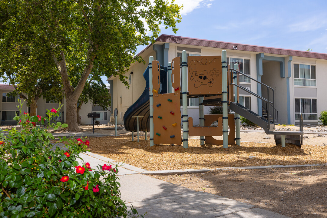 Park on Virginia in Reno, NV - Foto de edificio