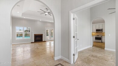 121 Downing St in Panama City Beach, FL - Building Photo - Building Photo