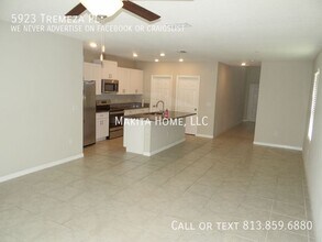 5923 Tremeza Pl in Palmetto, FL - Building Photo - Building Photo