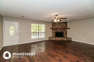 155 Hunt Ridge Dr in Stockbridge, GA - Building Photo - Building Photo