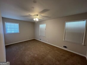 2820 Ocean Valley Rd in College Park, GA - Building Photo - Building Photo