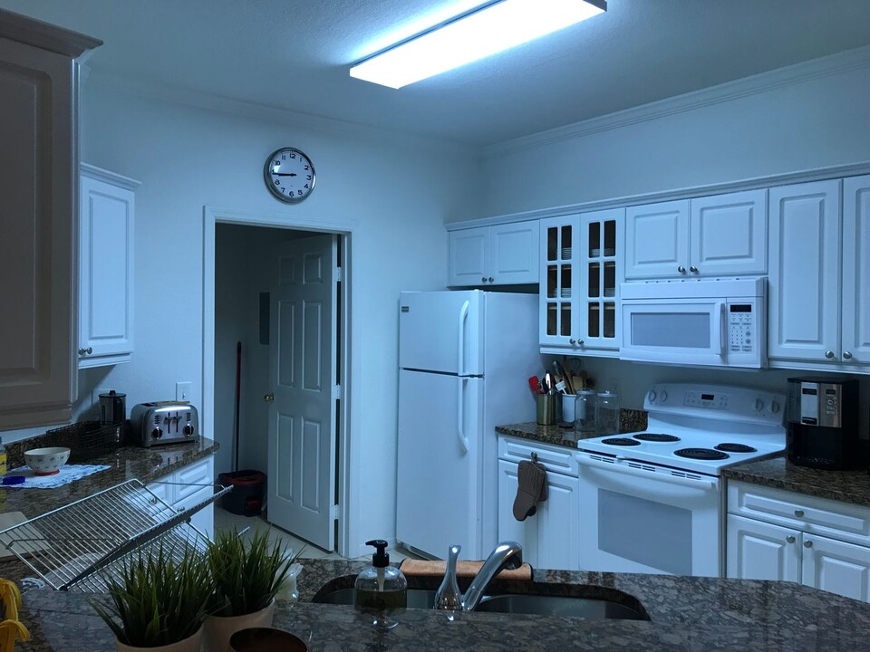 3701 Conroy Rd, Unit Unit 1822 in Orlando, FL - Building Photo
