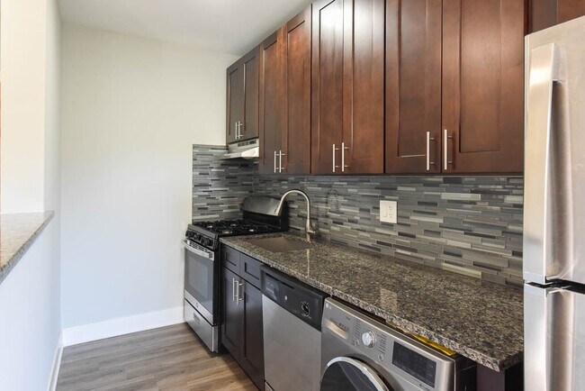 733 Judson Ave in Highland Park, IL - Building Photo - Building Photo