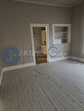 410 W Trinity St in Groesbeck, TX - Building Photo - Building Photo