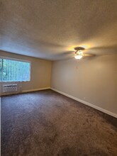 1810 E St in Lincoln, NE - Foto de edificio - Building Photo