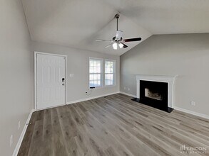 1017 Laurel Leaf Rd in Zebulon, NC - Building Photo - Building Photo