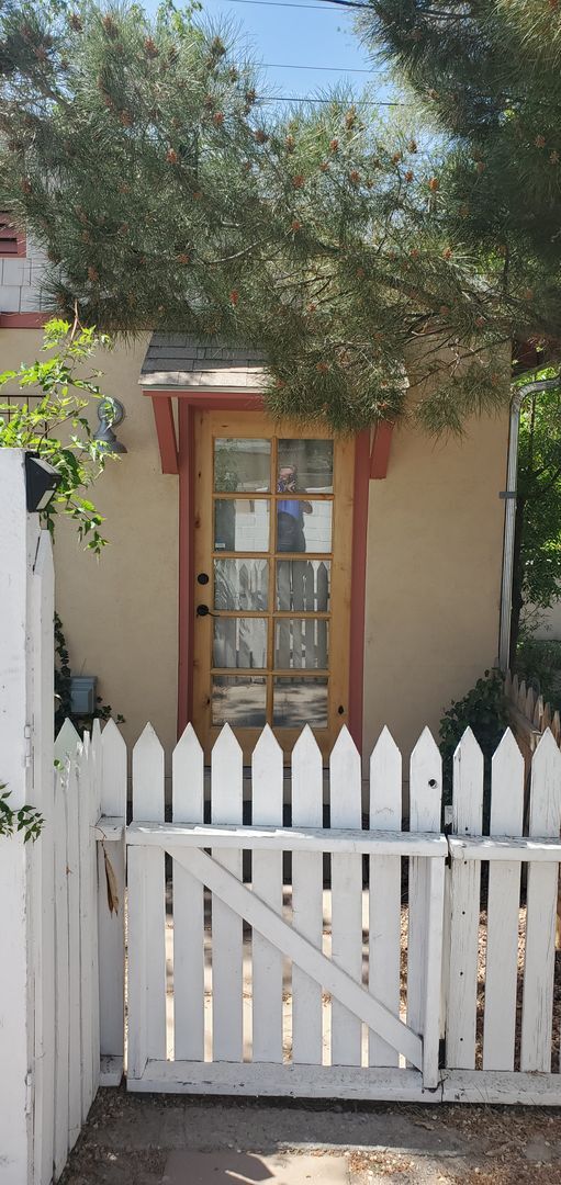 202 Edith Blvd NE in Albuquerque, NM - Building Photo - Building Photo