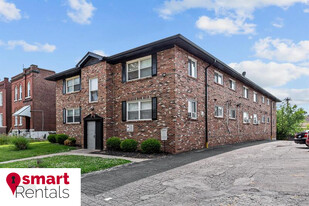 4321 Morgan Ford Rd in St. Louis, MO - Building Photo