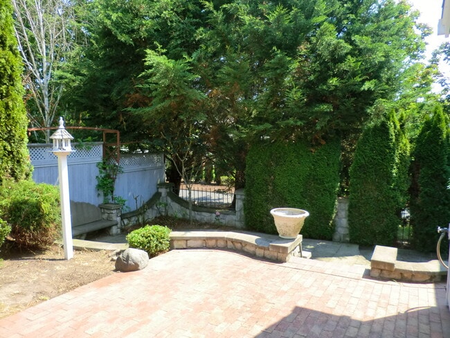 17855 SW Mandel Ln in Sherwood, OR - Building Photo - Building Photo