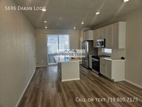 5696 Dakan Lp in Colorado Springs, CO - Building Photo - Building Photo