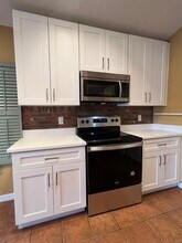2439 Siward Ave in Orlando, FL - Building Photo - Building Photo