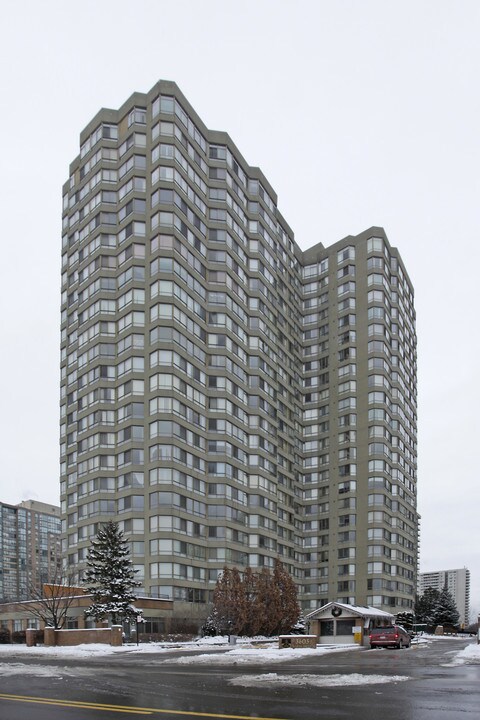 The Towne in Mississauga, ON - Building Photo