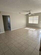 2480 SE Rock Springs Dr in Port St. Lucie, FL - Foto de edificio - Building Photo