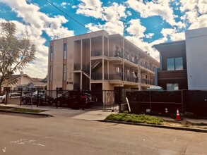 5342 Lexington Ave in Los Angeles, CA - Building Photo - Primary Photo