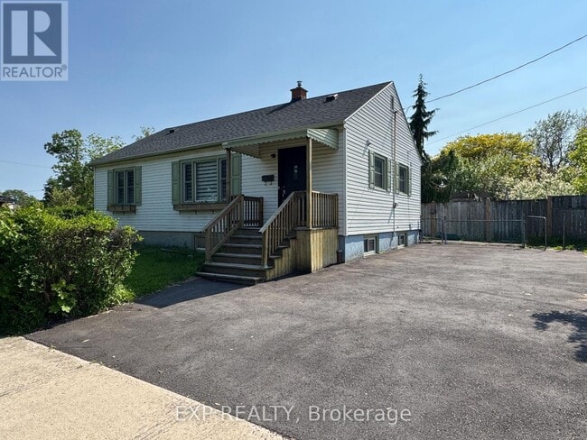 property at 13 McPhail Crescent