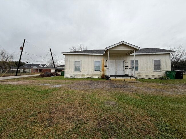 property at 3710 Holmes Rd