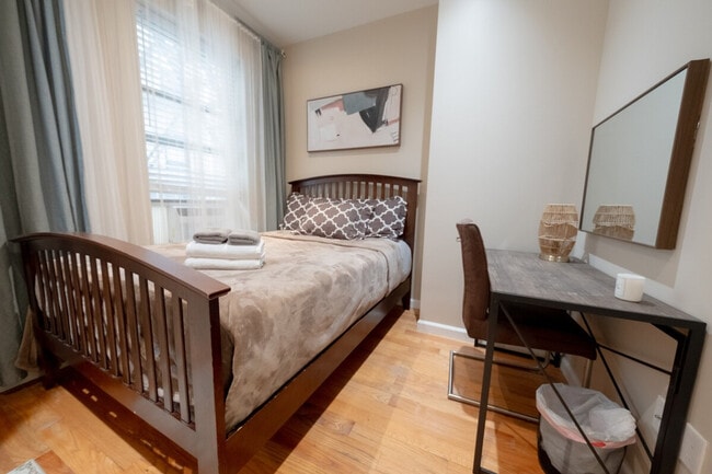 5 W 101st St in New York, NY - Building Photo - Building Photo