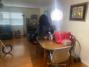 633 Turf Ln in Conshohocken, PA - Building Photo - Building Photo