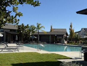 4364 White Ash Ln in Sacramento, CA - Building Photo - Building Photo