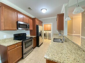 411 Gallery Dr in Spring Lake, NC - Building Photo - Building Photo