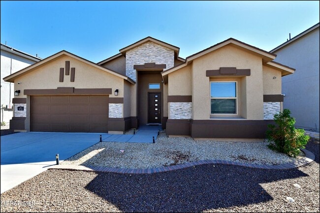10716 Drew Pearson Dr in El Paso, TX - Building Photo - Building Photo