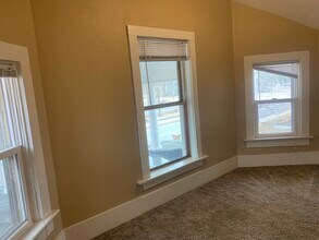 617 2nd St, Unit A in Stevens Point, WI - Building Photo - Building Photo